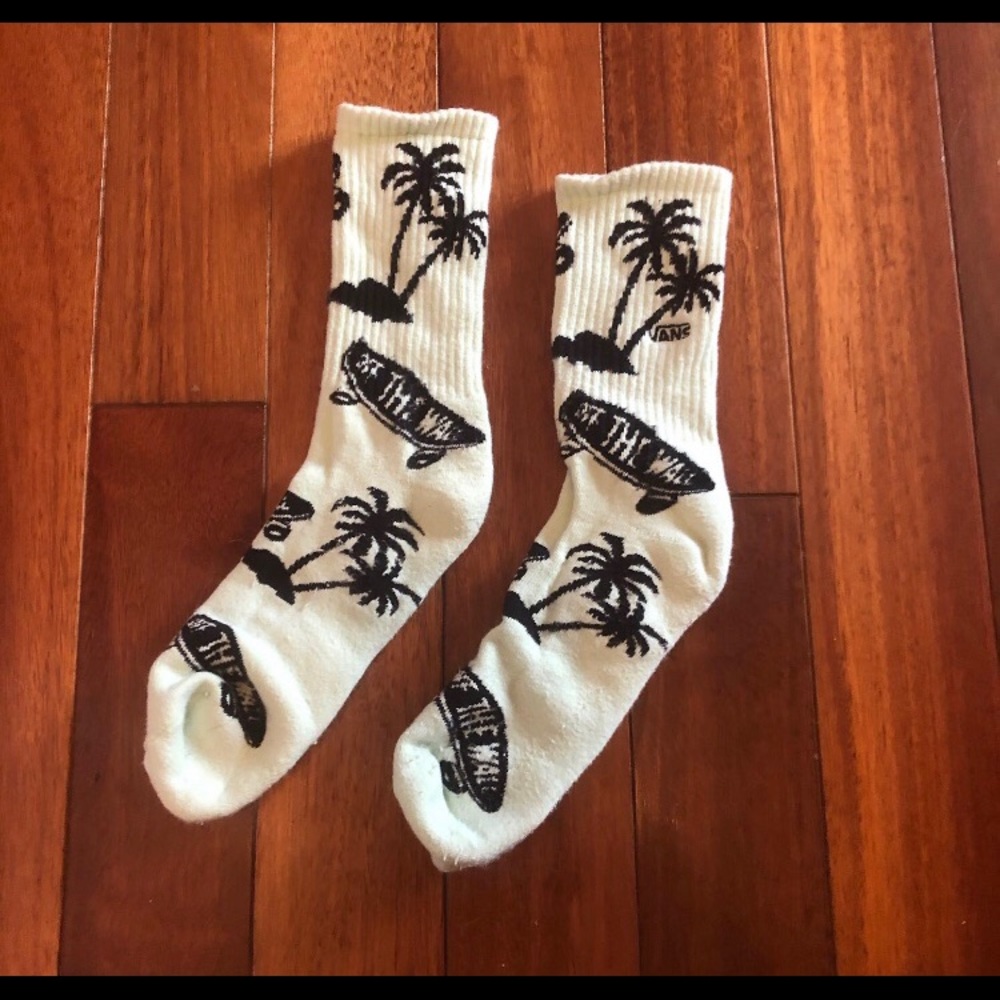 Brand new never wind mint green vans socks